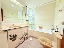 Gold Coast Condo (D5), Condominium #481401061
